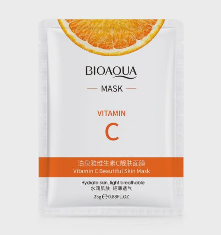Vitamino C šviesinanti veido kaukė
